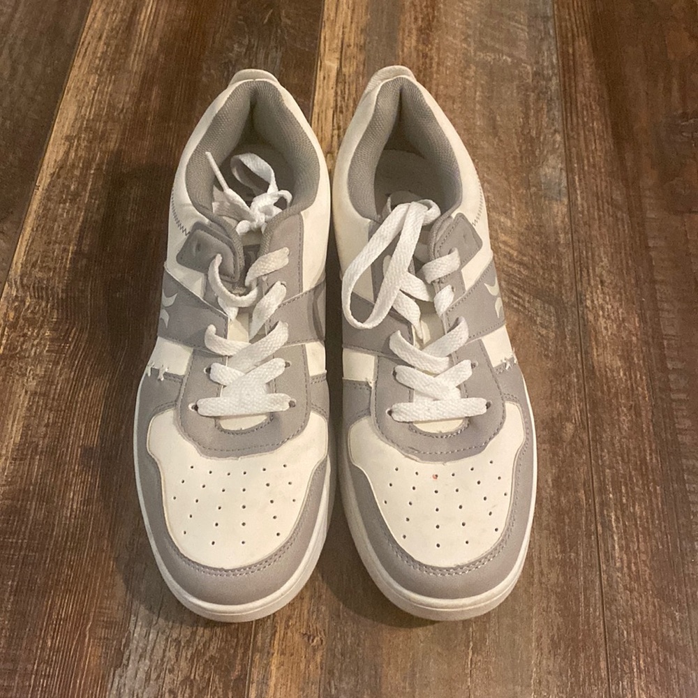 Hurley sneaker, women’s too